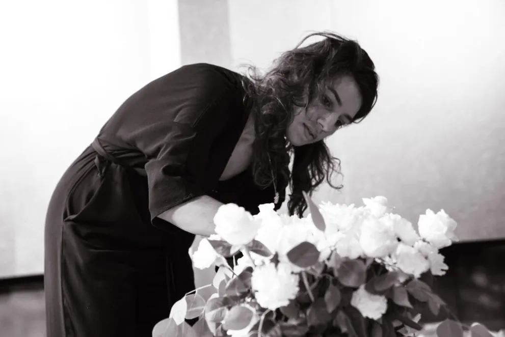 Sesja fotograficzna podczas tworzenia Wizualizacji Produktowych Franko stoły